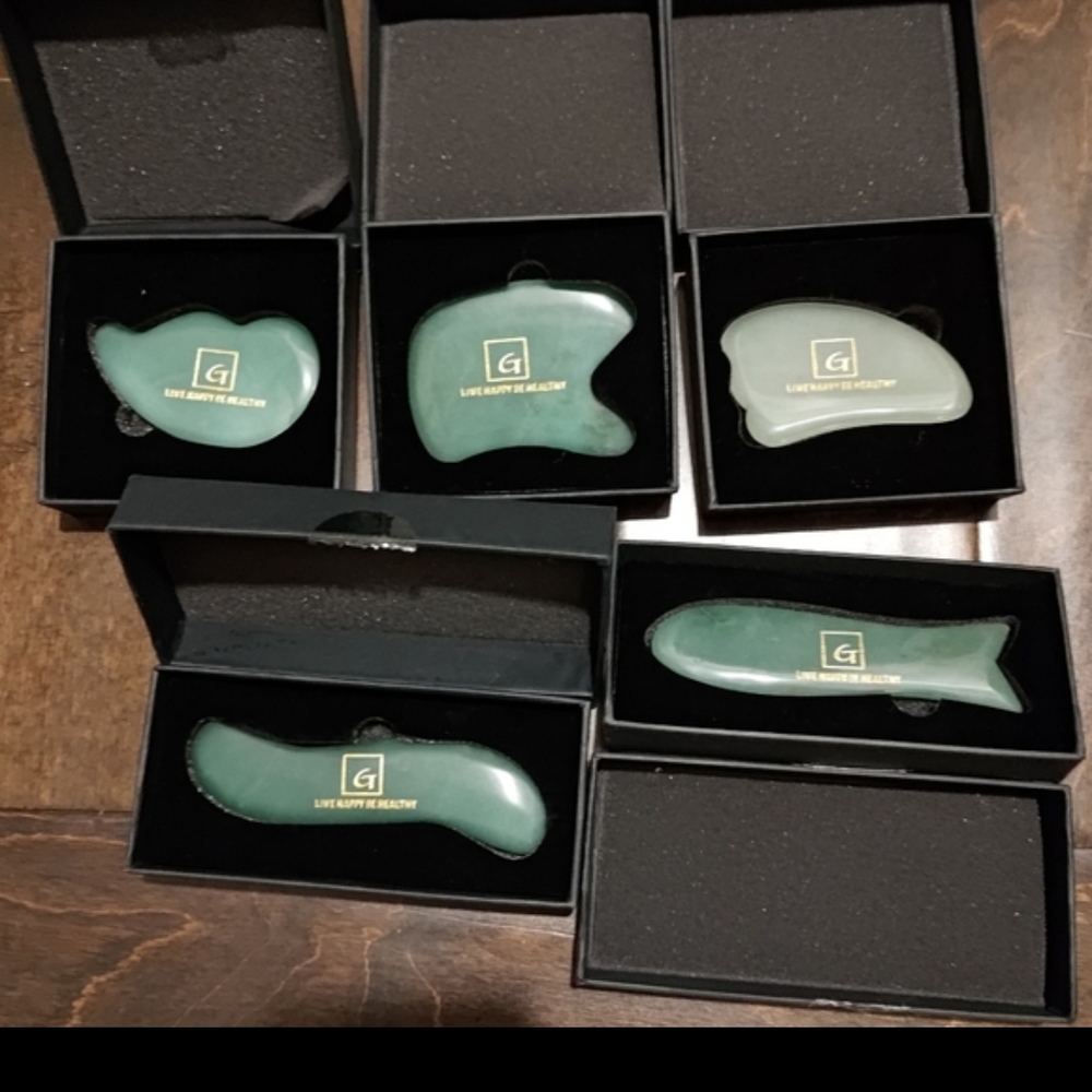 Source Unknown Green Massage Stones Set